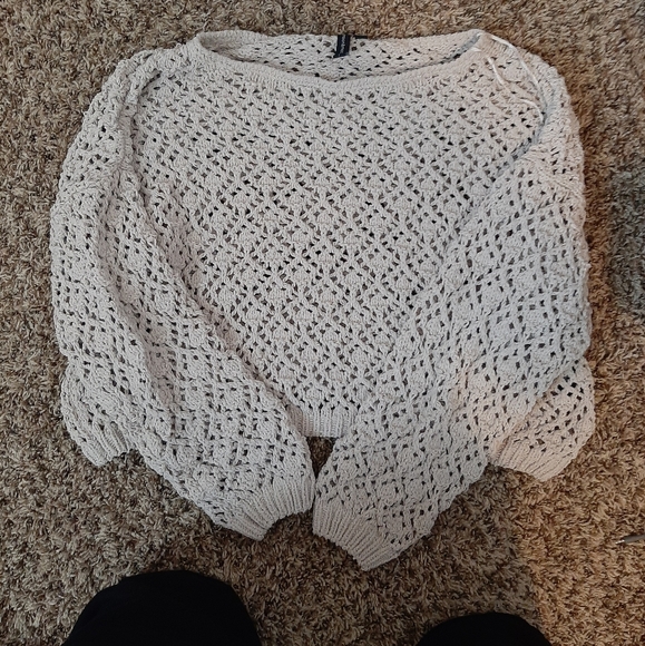 Sweaters - Picture 3 of 3